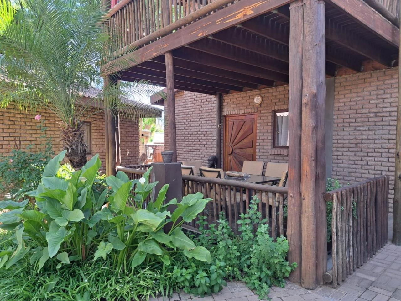Country Lodge Upington Zewnętrze zdjęcie