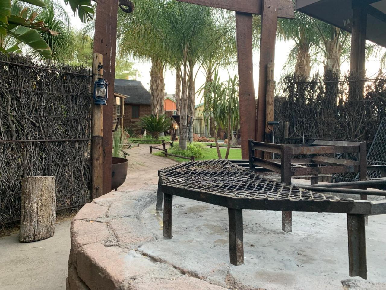 Country Lodge Upington Zewnętrze zdjęcie