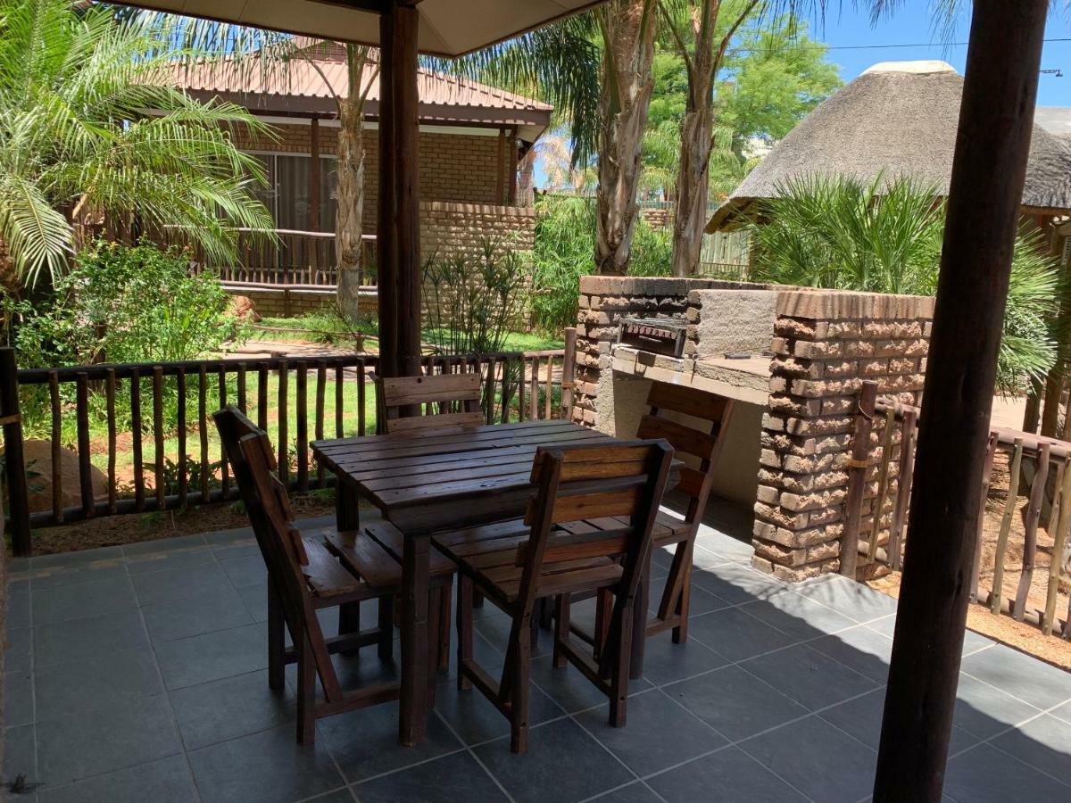 Country Lodge Upington Zewnętrze zdjęcie