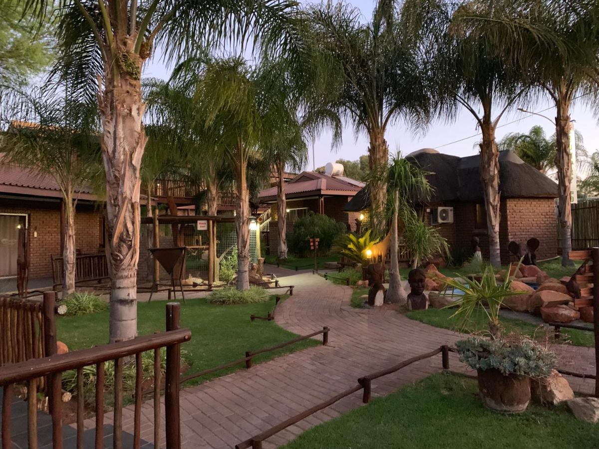 Country Lodge Upington Zewnętrze zdjęcie